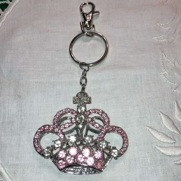 NWOT CROWN KEY CHAIN with clear and pink rhinestones on st $29 - Picture 2 of 6